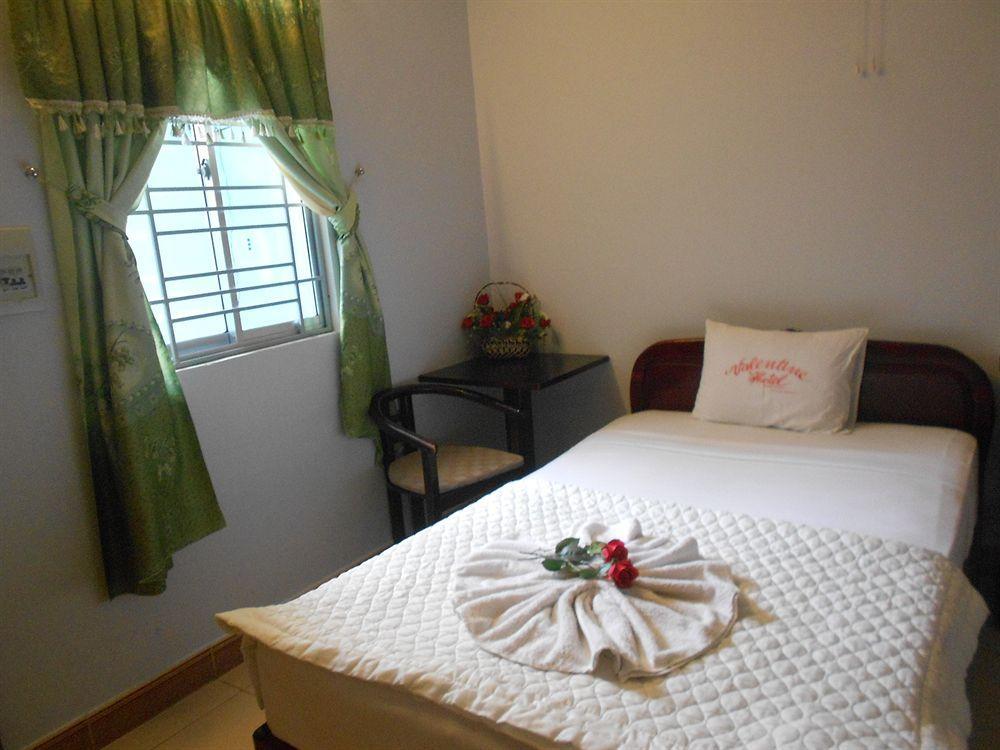 Valentine Hotel Hue Exterior foto